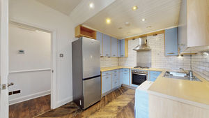 kitchen- click for photo gallery
